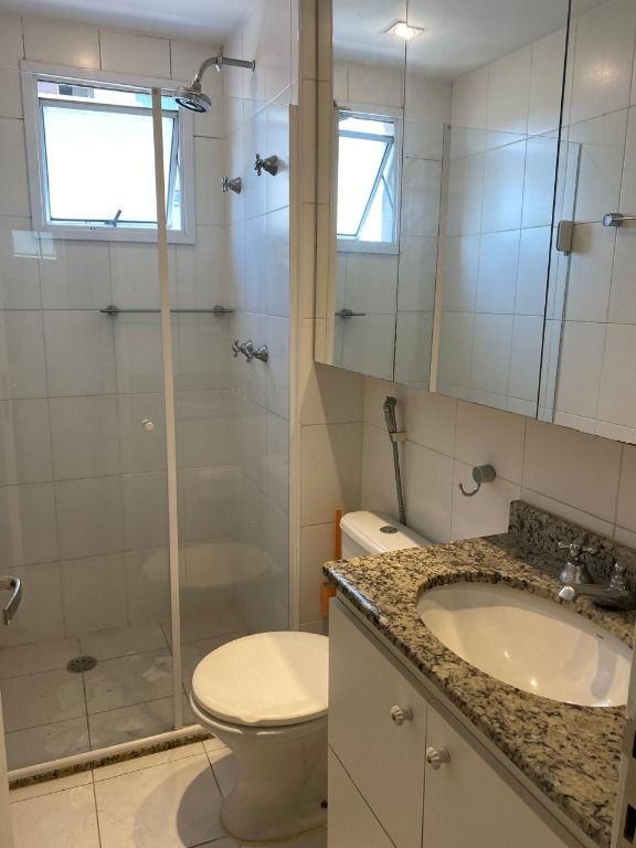 Apartamento à venda e aluguel com 2 quartos, 75m² - Foto 28