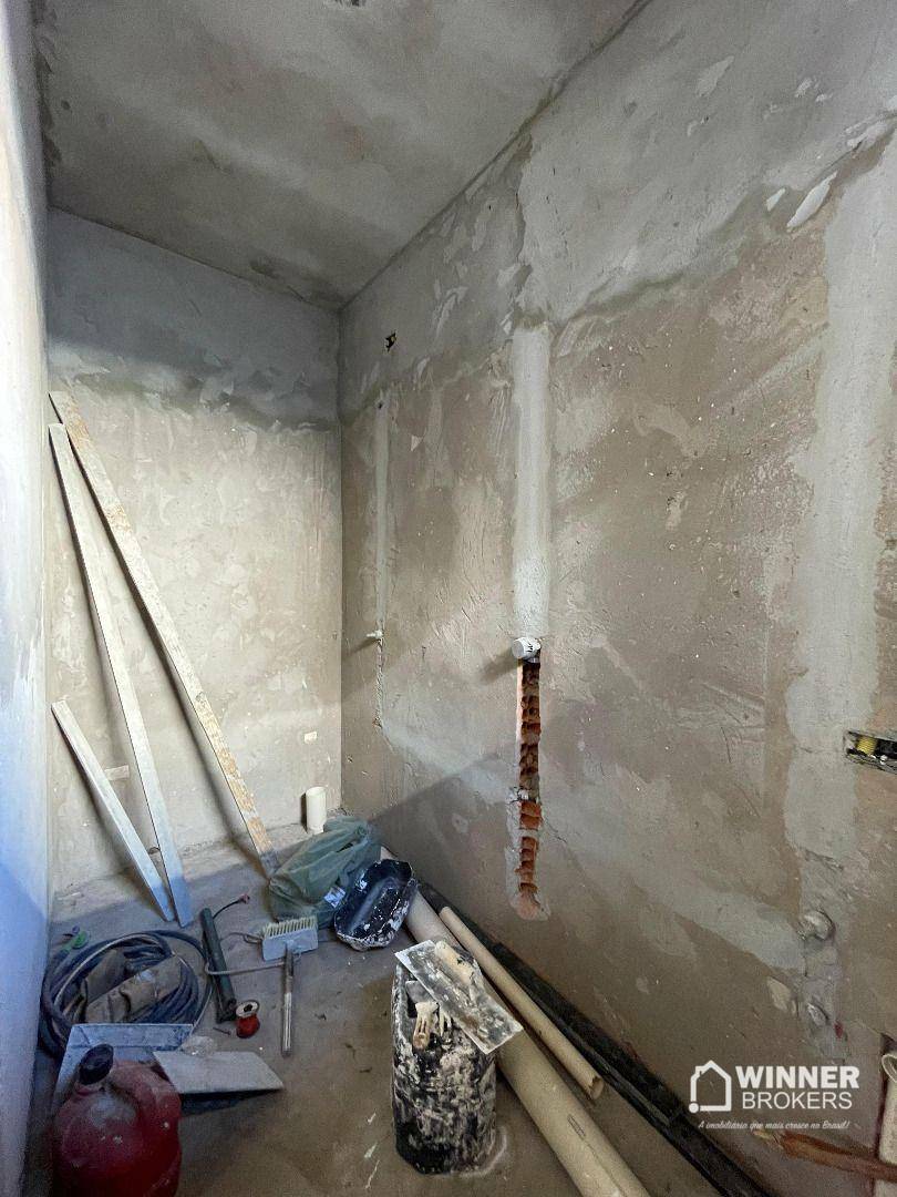 Casa à venda com 3 quartos, 79m² - Foto 4