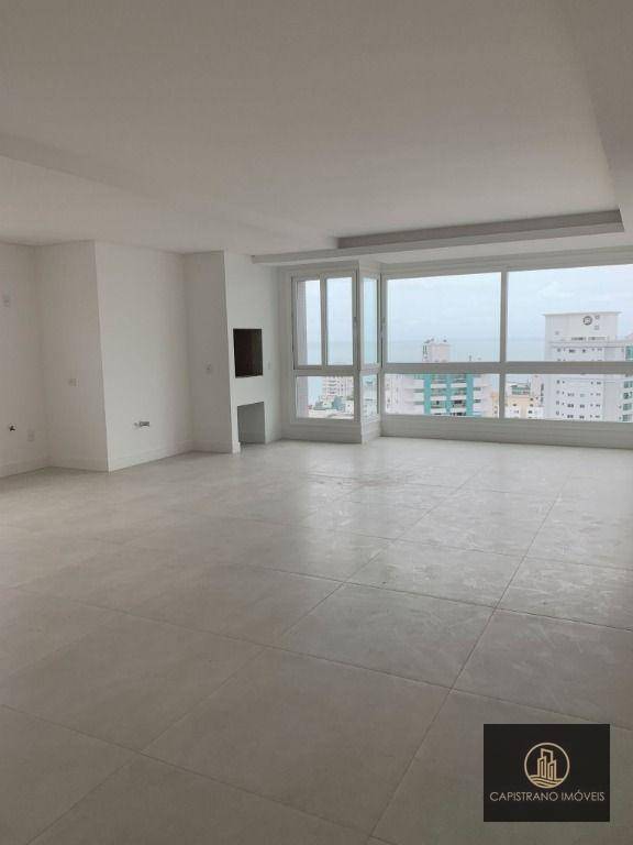 Apartamento à venda com 3 quartos, 137m² - Foto 1