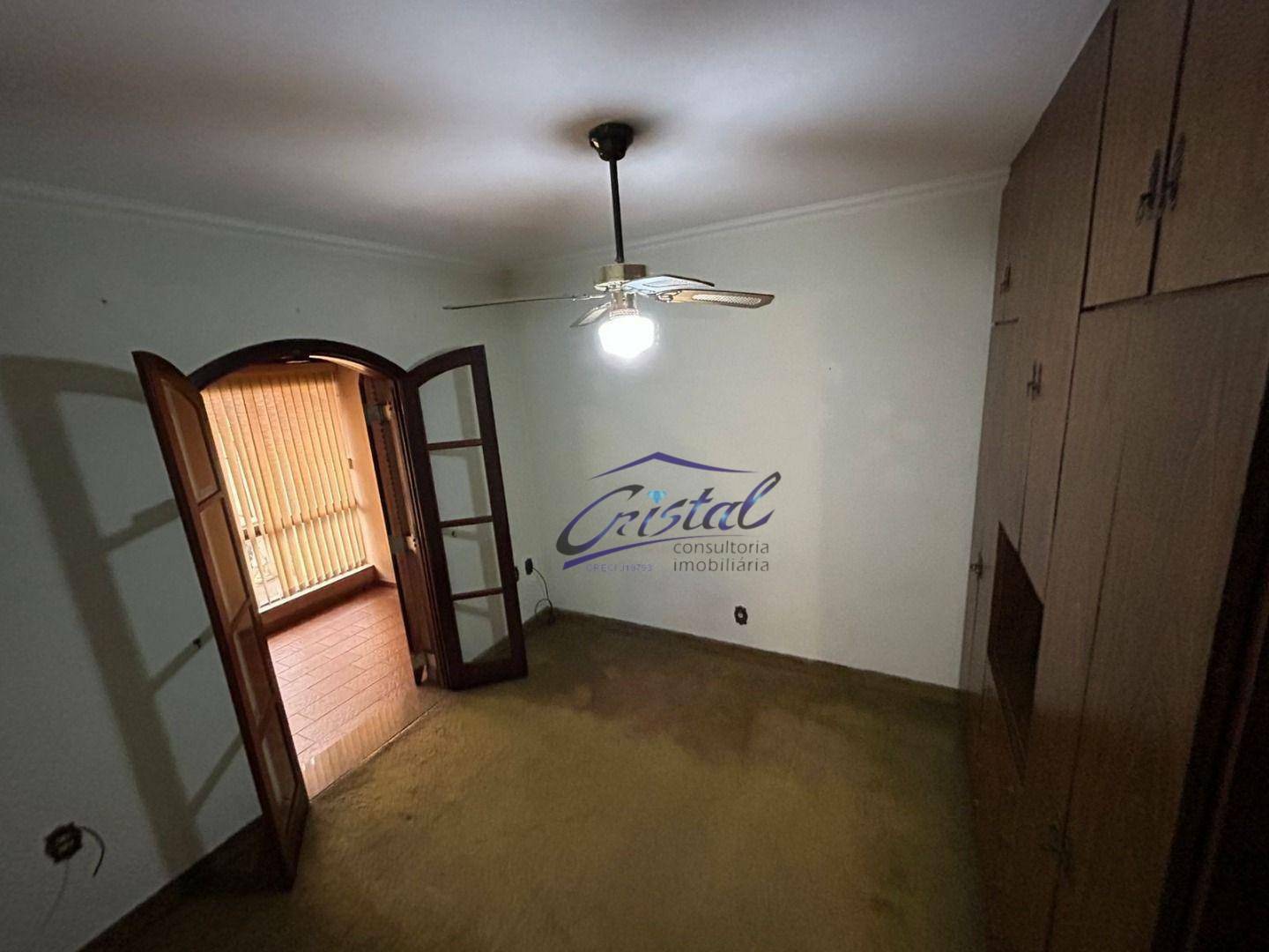 Casa à venda e aluguel com 3 quartos, 140m² - Foto 13