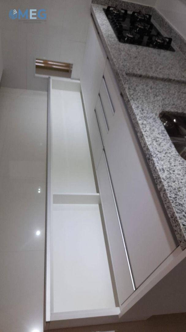 Apartamento à venda com 1 quarto, 44m² - Foto 13