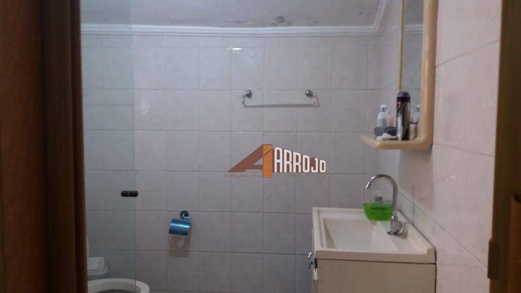 Sobrado à venda com 3 quartos, 211m² - Foto 27