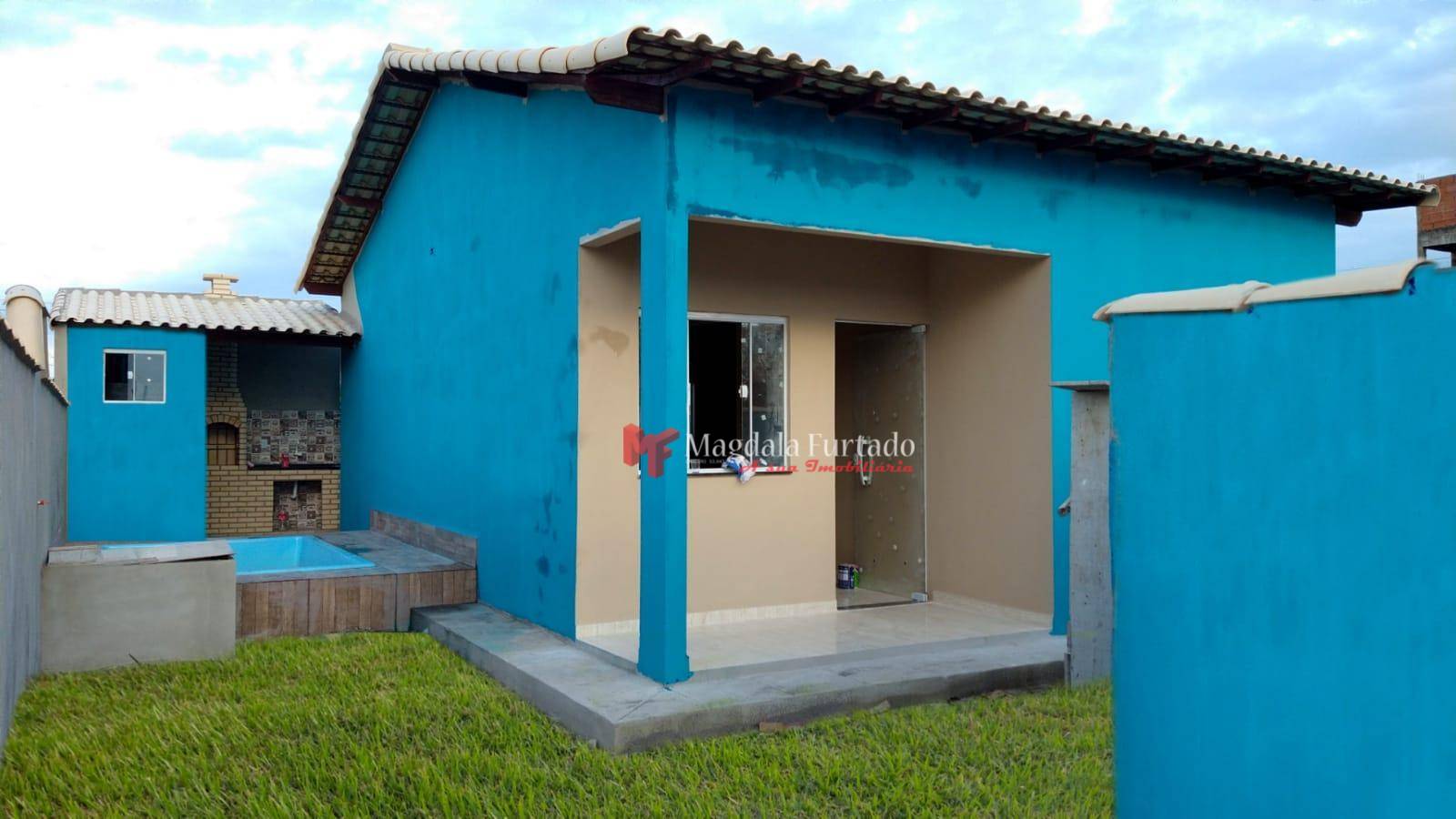 Casa à venda com 2 quartos, 54m² - Foto 1