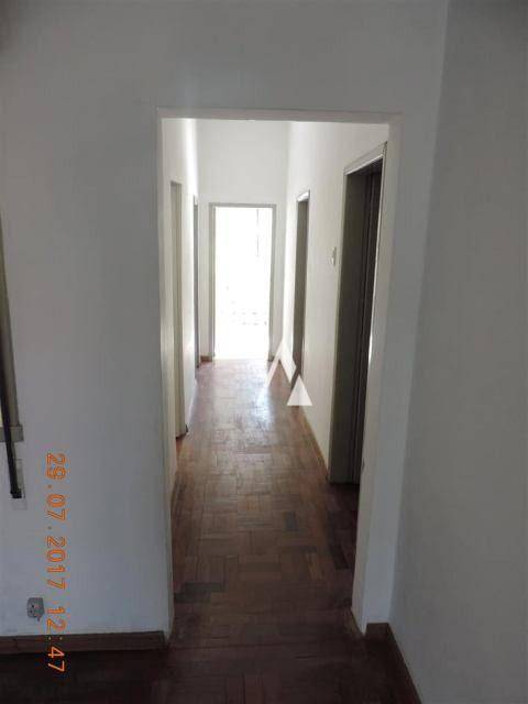 Casa à venda com 3 quartos, 190m² - Foto 11