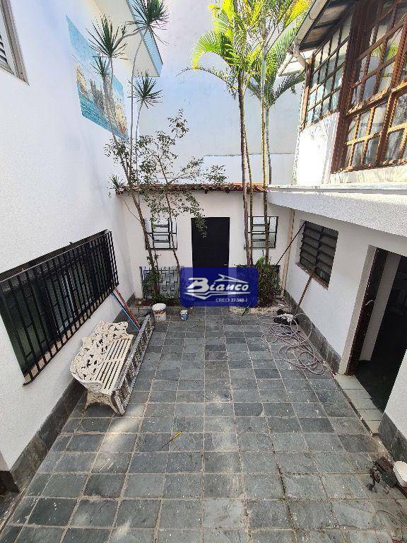 Sobrado à venda com 3 quartos, 800m² - Foto 69