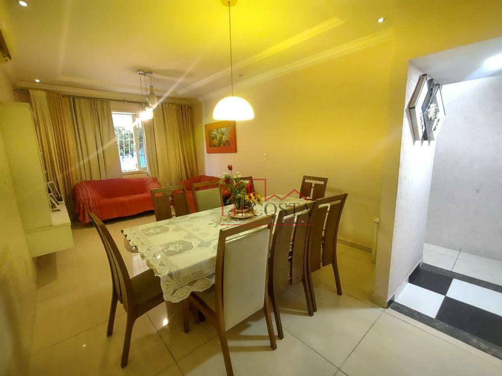 Casa, 3 quartos, 220 m² - Foto 2