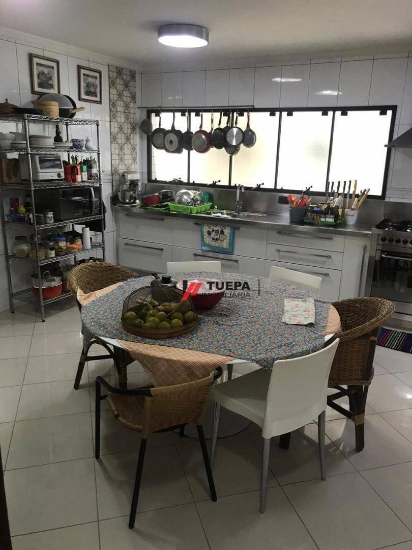 Apartamento à venda com 4 quartos, 210m² - Foto 5