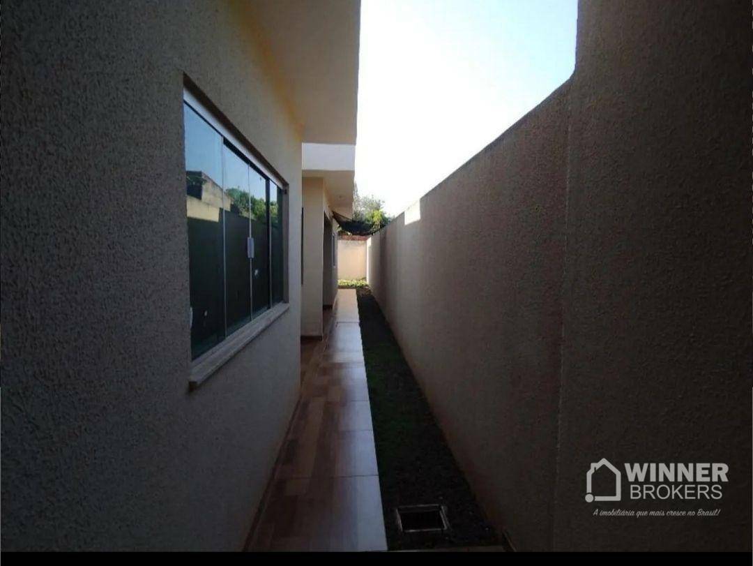 Casa à venda com 3 quartos, 99m² - Foto 4