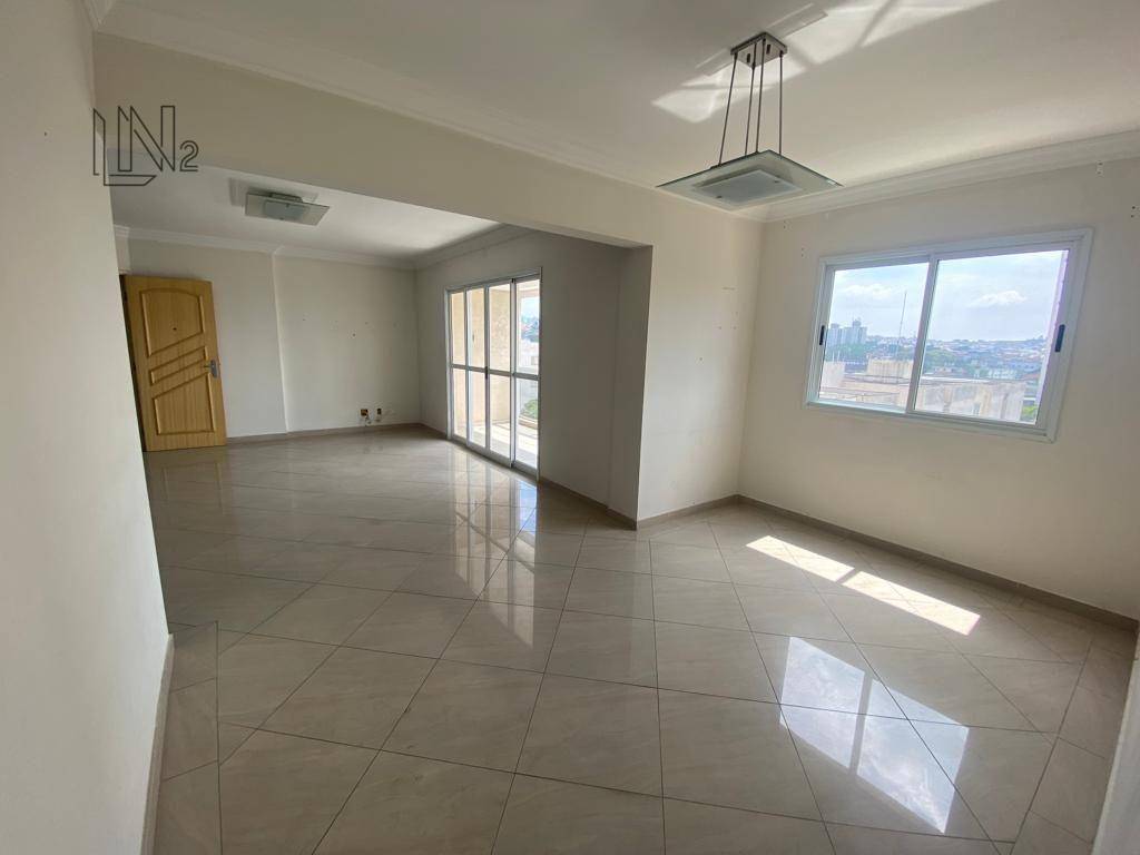 Apartamento à venda com 3 quartos, 121m² - Foto 32