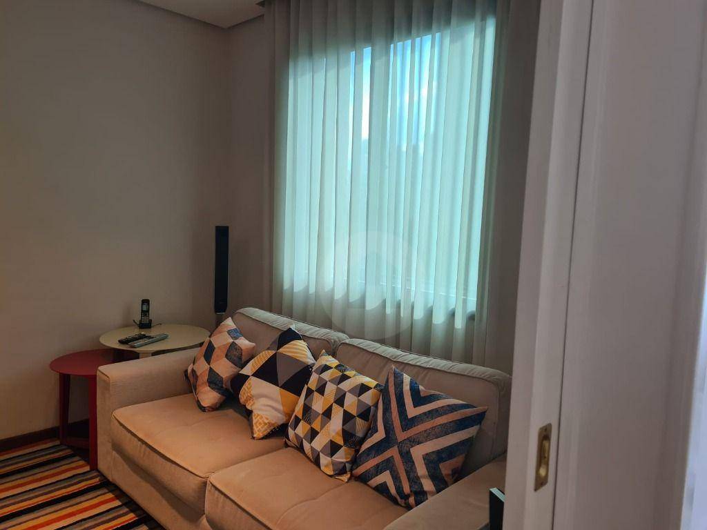 Apartamento à venda com 4 quartos, 155m² - Foto 9