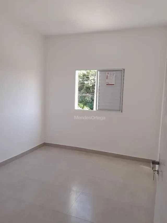 Casa à venda com 2 quartos, 54m² - Foto 4