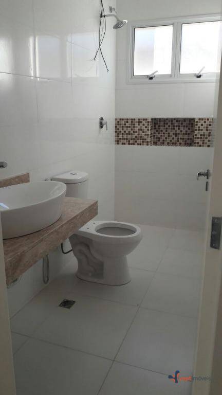 Sobrado à venda com 3 quartos, 224m² - Foto 8