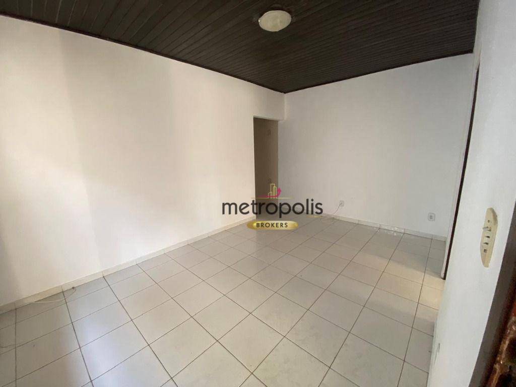 Casa para alugar com 3 quartos, 200m² - Foto 6