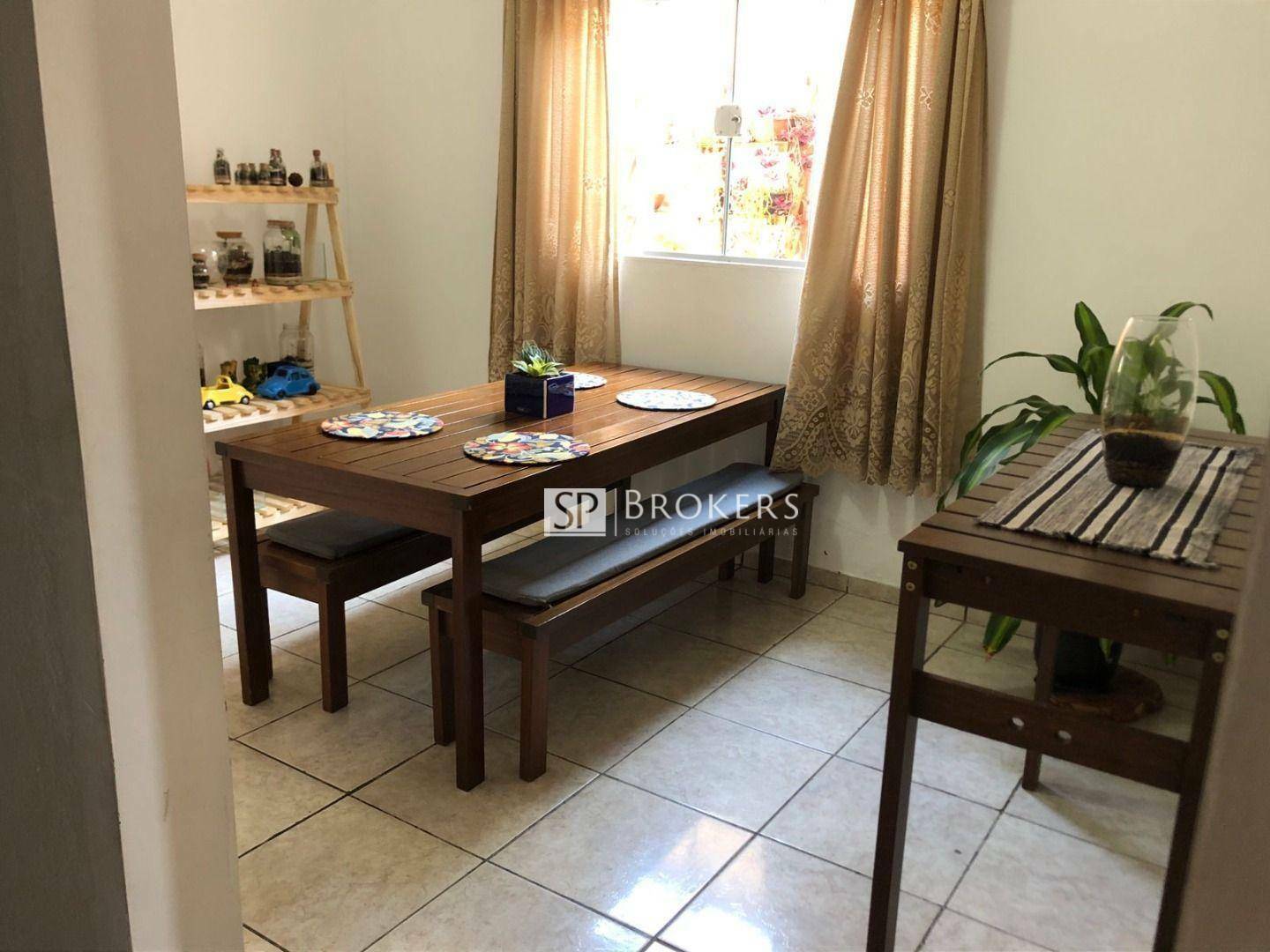 Casa à venda com 3 quartos, 113m² - Foto 2