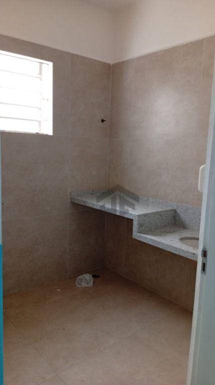 Casa de Condomínio para alugar com 3 quartos, 146m² - Foto 7