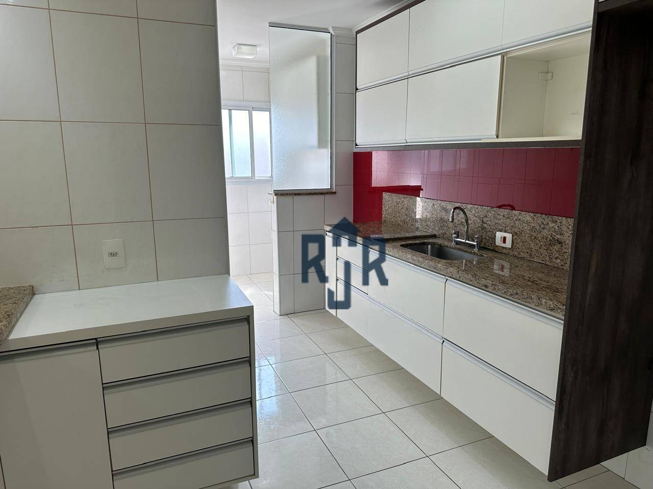 Apartamento à venda com 2 quartos, 74m² - Foto 25