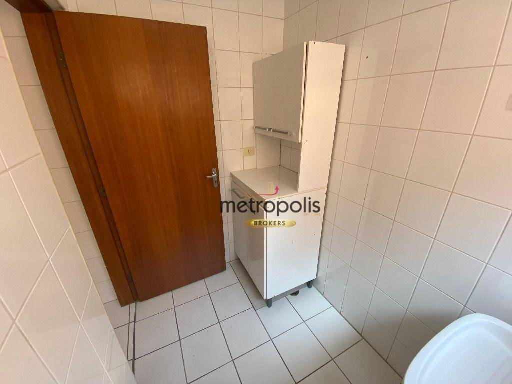 Apartamento para alugar com 2 quartos, 63m² - Foto 11