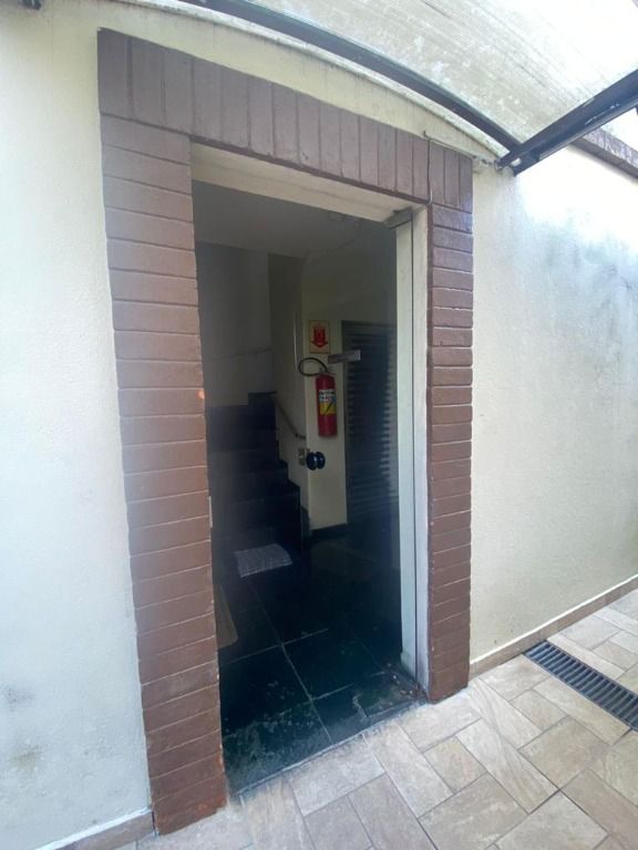 Apartamento à venda com 2 quartos, 58m² - Foto 16