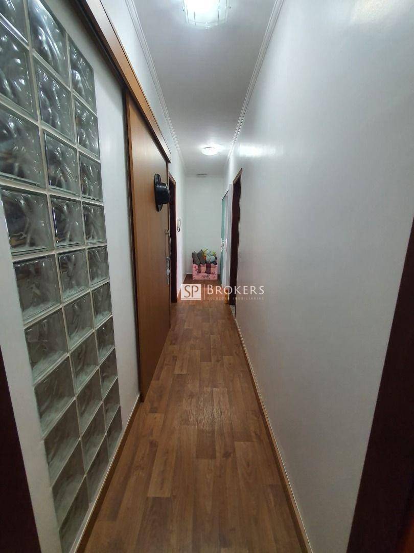 Casa à venda com 3 quartos, 300m² - Foto 14