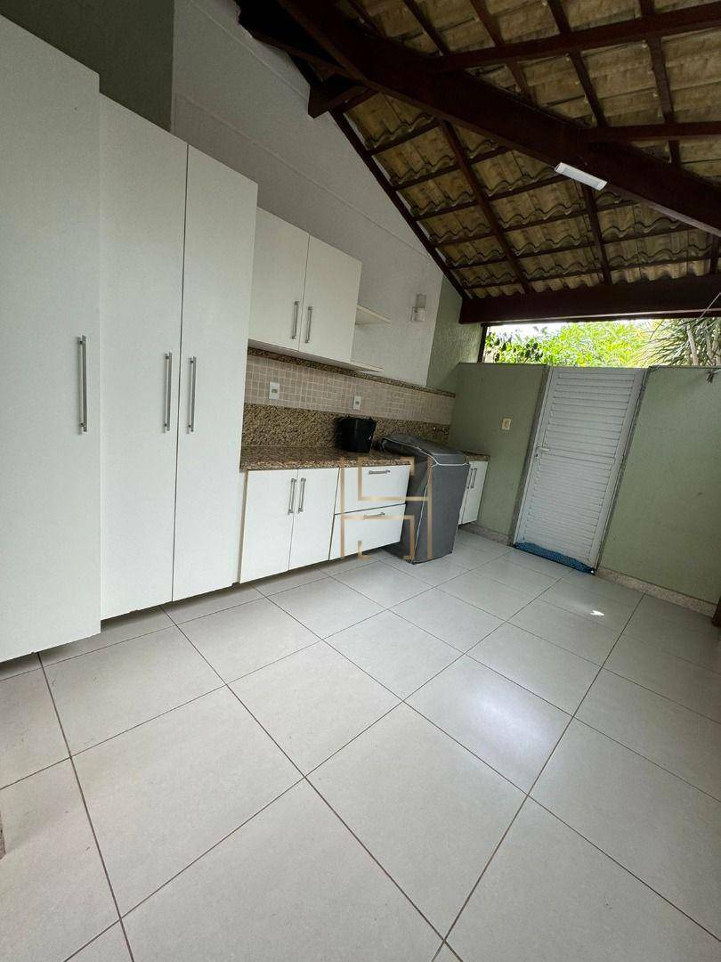 Casa de Condomínio à venda com 4 quartos, 200m² - Foto 4