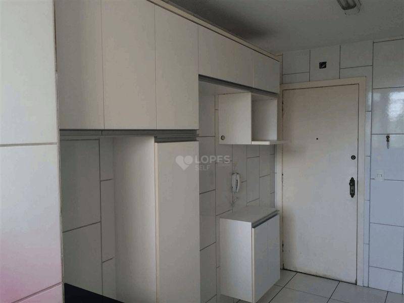 Apartamento à venda com 2 quartos, 65m² - Foto 9