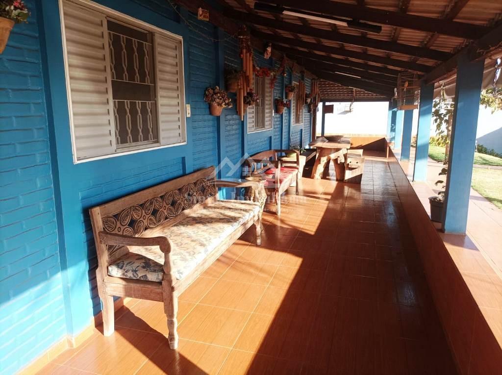 Chácara à venda com 3 quartos, 1800m² - Foto 17