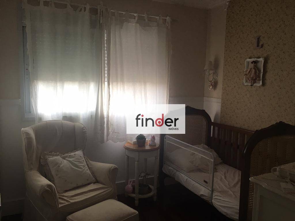 Apartamento à venda com 3 quartos, 216m² - Foto 12