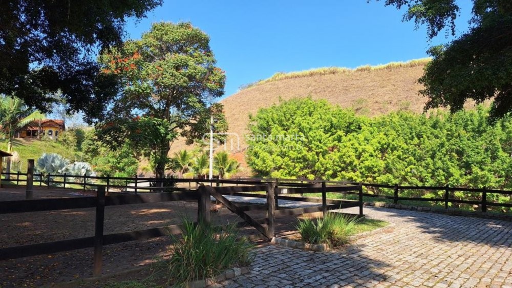 Fazenda à venda com 5 quartos, 10m² - Foto 62