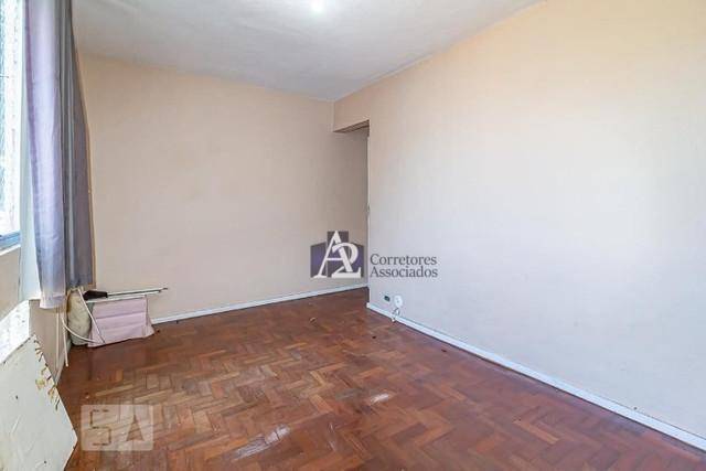 Apartamento à venda com 2 quartos, 68m² - Foto 2