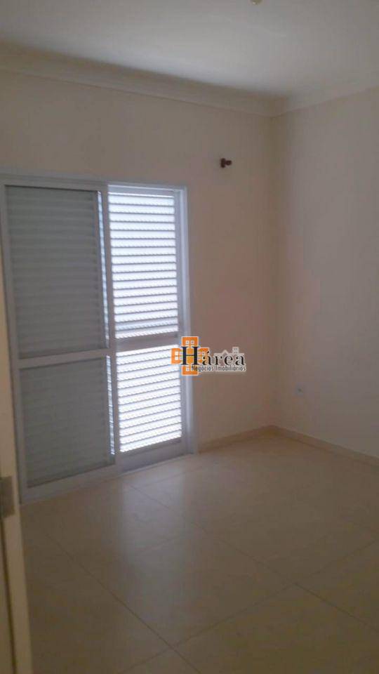 Sobrado à venda com 3 quartos, 244m² - Foto 14