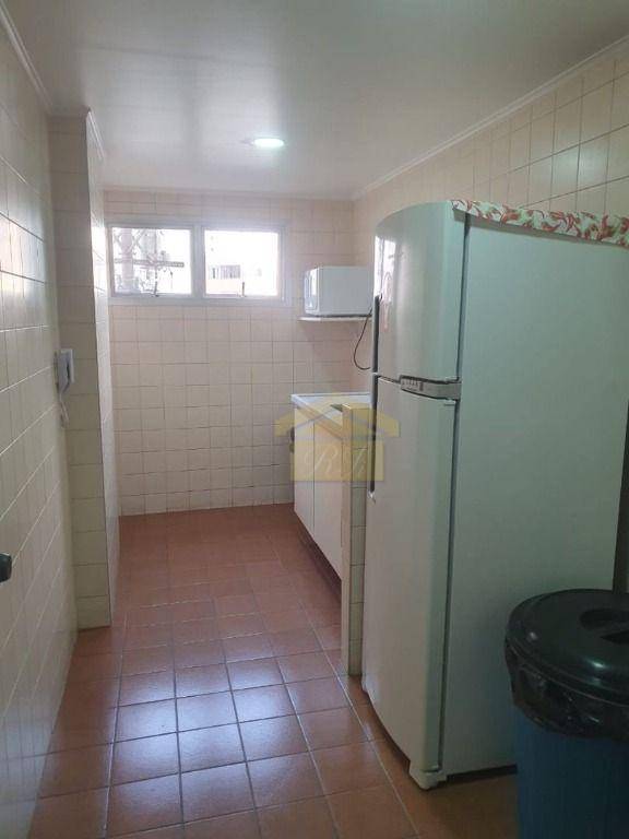 Apartamento à venda com 1 quarto, 50m² - Foto 5