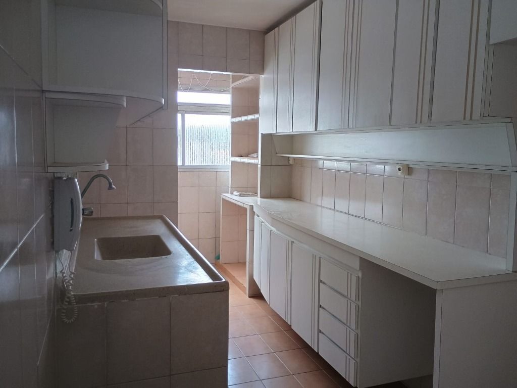 Apartamento à venda e aluguel com 2 quartos, 50m² - Foto 9