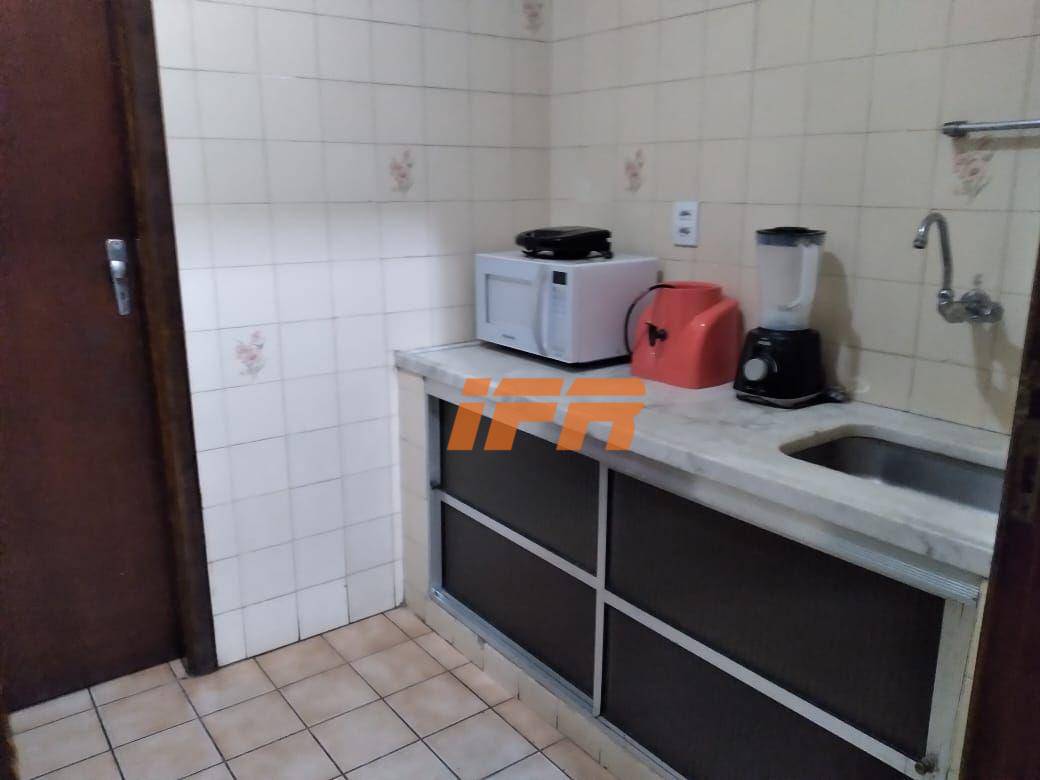 Sobrado à venda com 3 quartos, 250m² - Foto 12