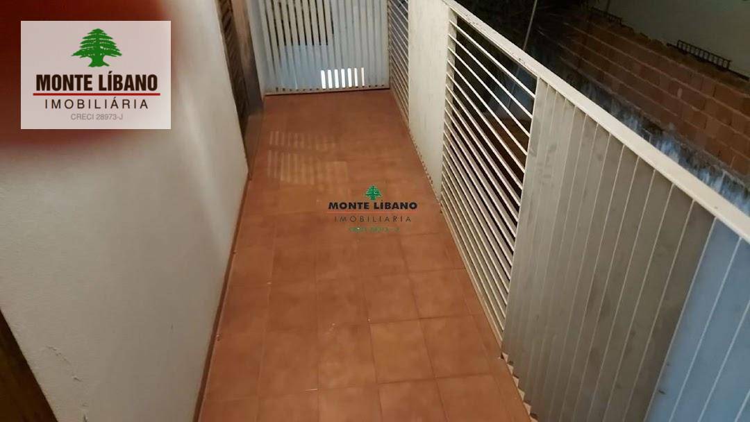 Casa à venda com 3 quartos, 409m² - Foto 4