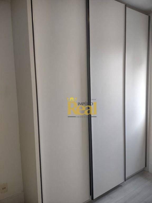 Apartamento à venda com 2 quartos, 70m² - Foto 17