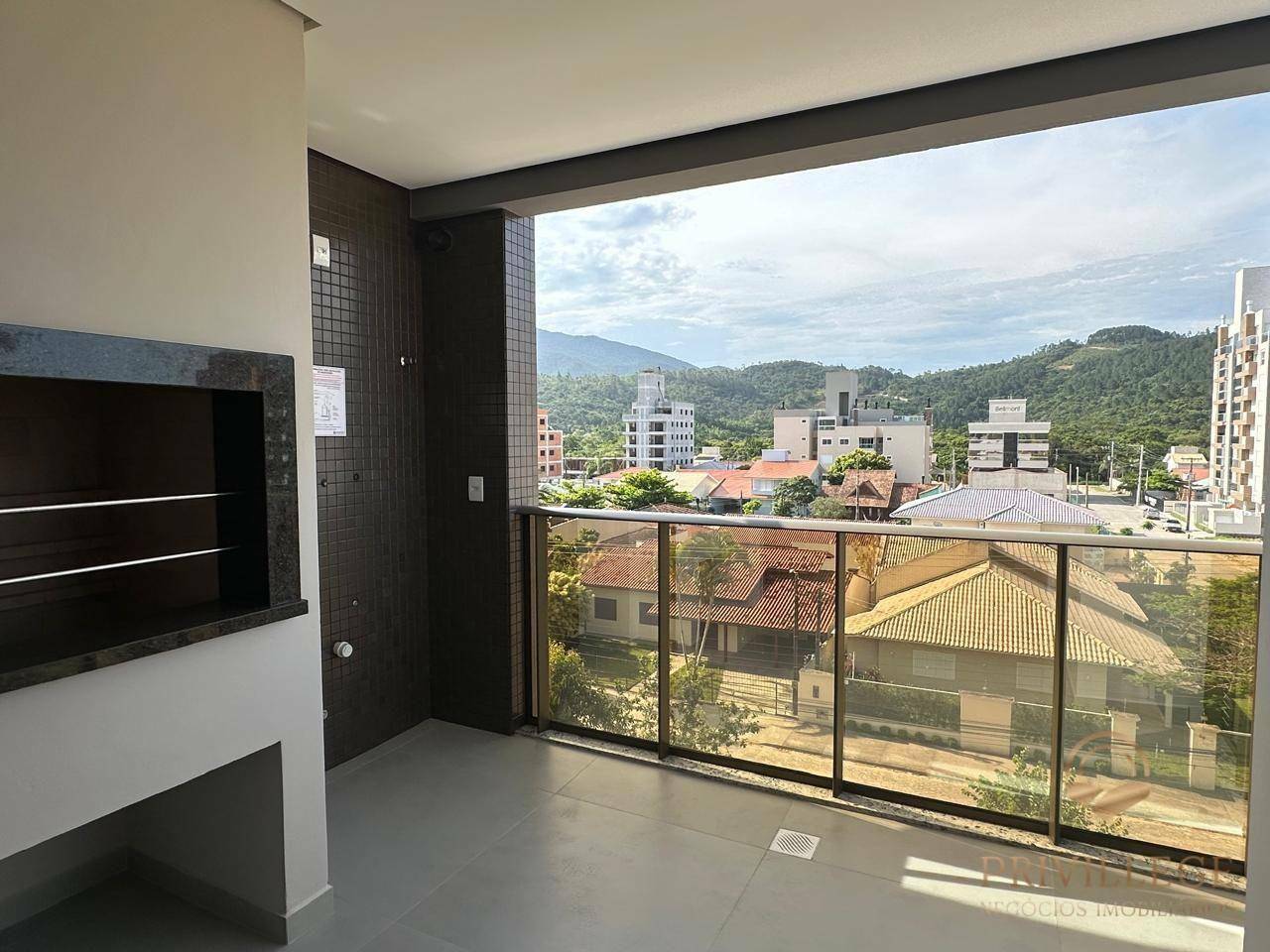 Apartamento à venda com 3 quartos, 84m² - Foto 6