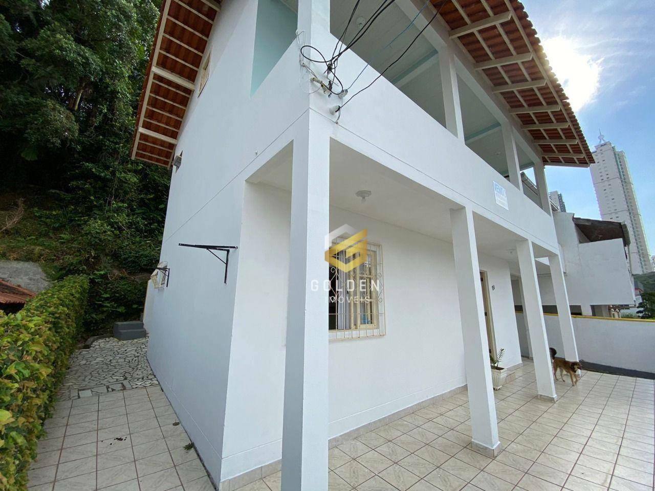 Casa à venda com 4 quartos, 200m² - Foto 26