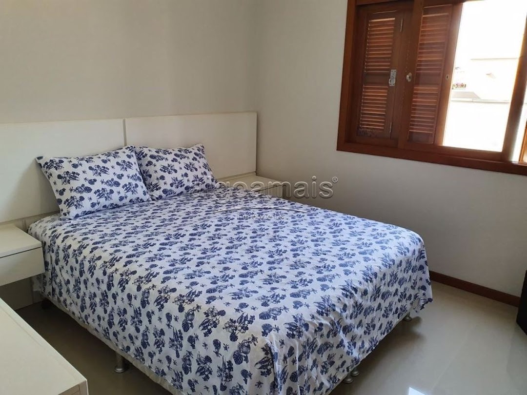 Casa à venda com 3 quartos, 250m² - Foto 12