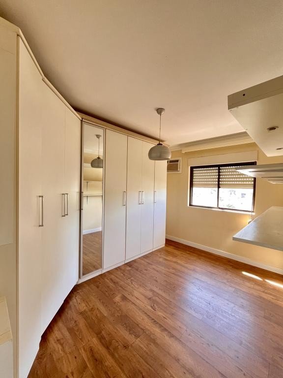 Apartamento à venda com 3 quartos, 204m² - Foto 18