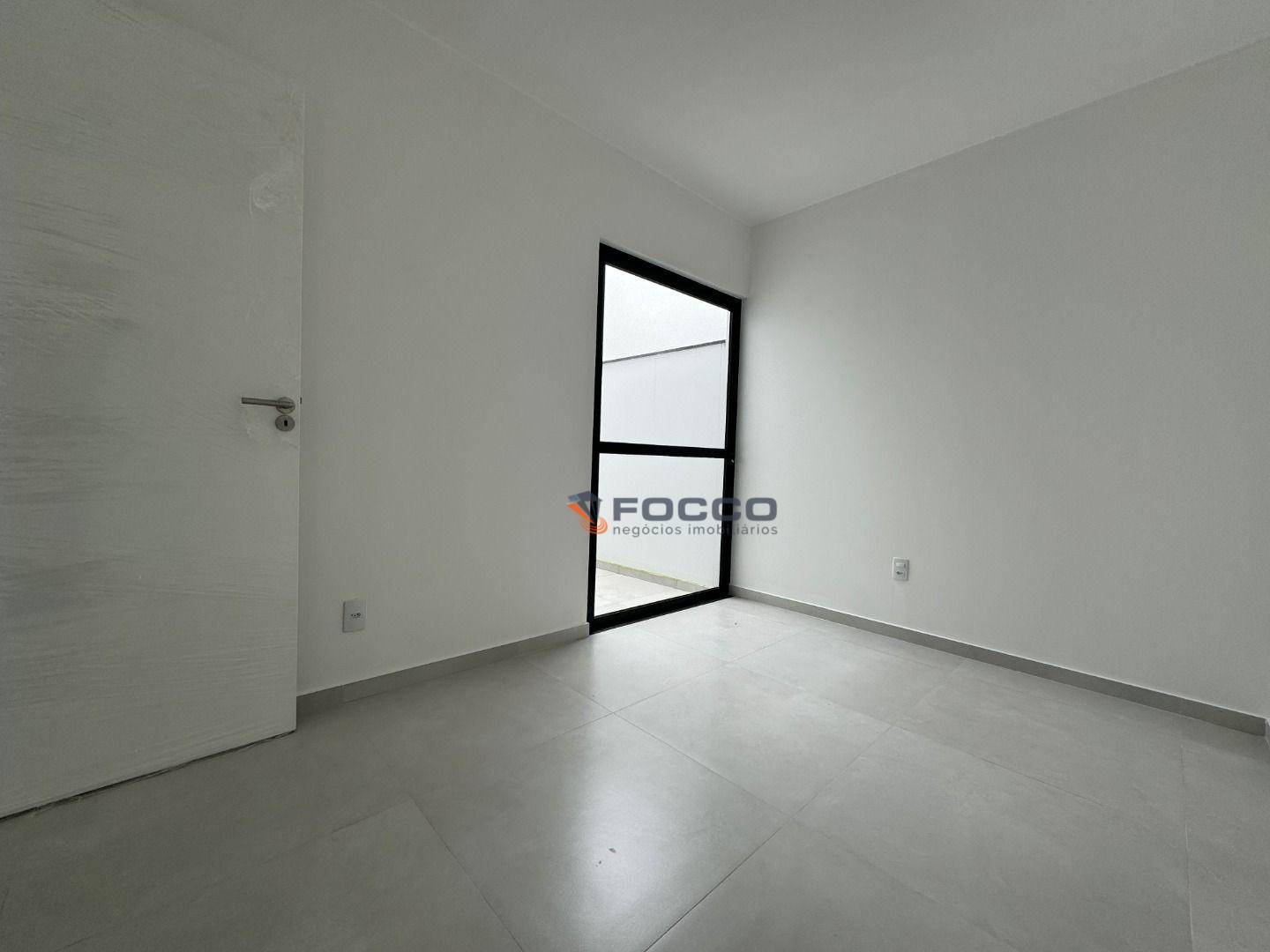 Casa à venda com 3 quartos, 78m² - Foto 15