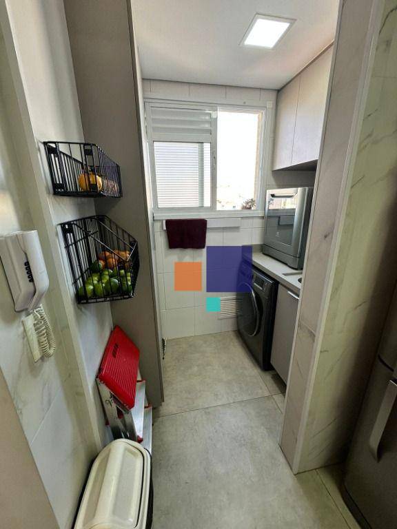 Apartamento à venda com 3 quartos, 61m² - Foto 6