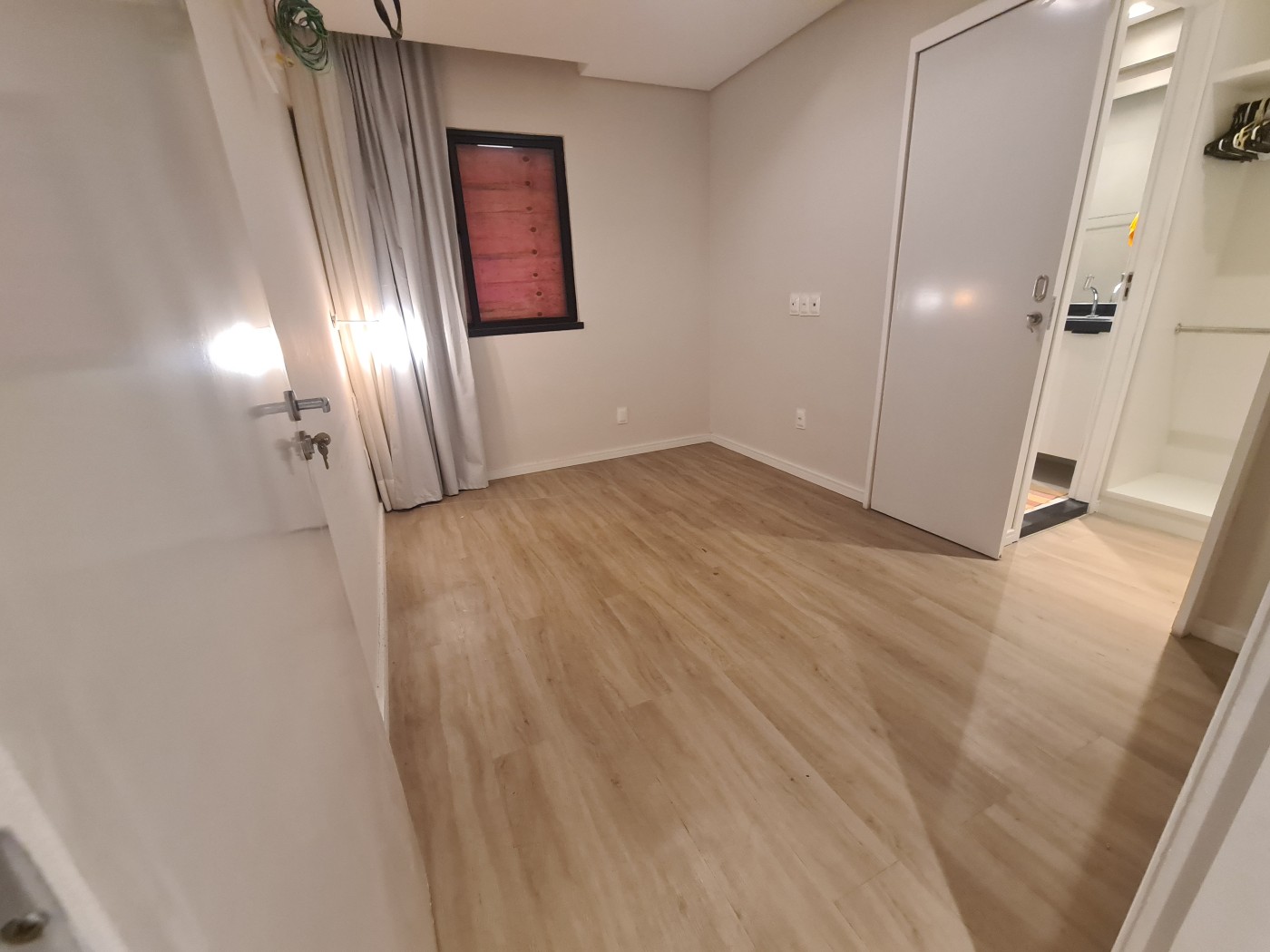 Apartamento à venda com 2 quartos, 70m² - Foto 5