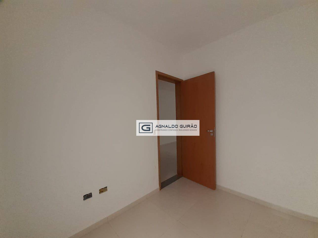 Apartamento à venda com 2 quartos, 40m² - Foto 15