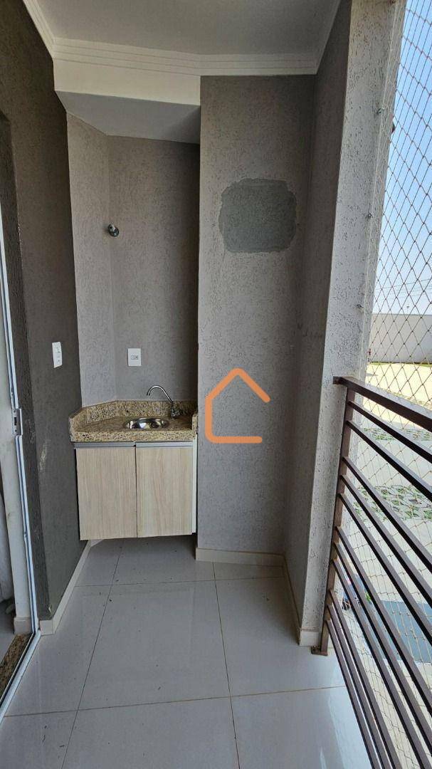 Apartamento à venda com 2 quartos, 68m² - Foto 7