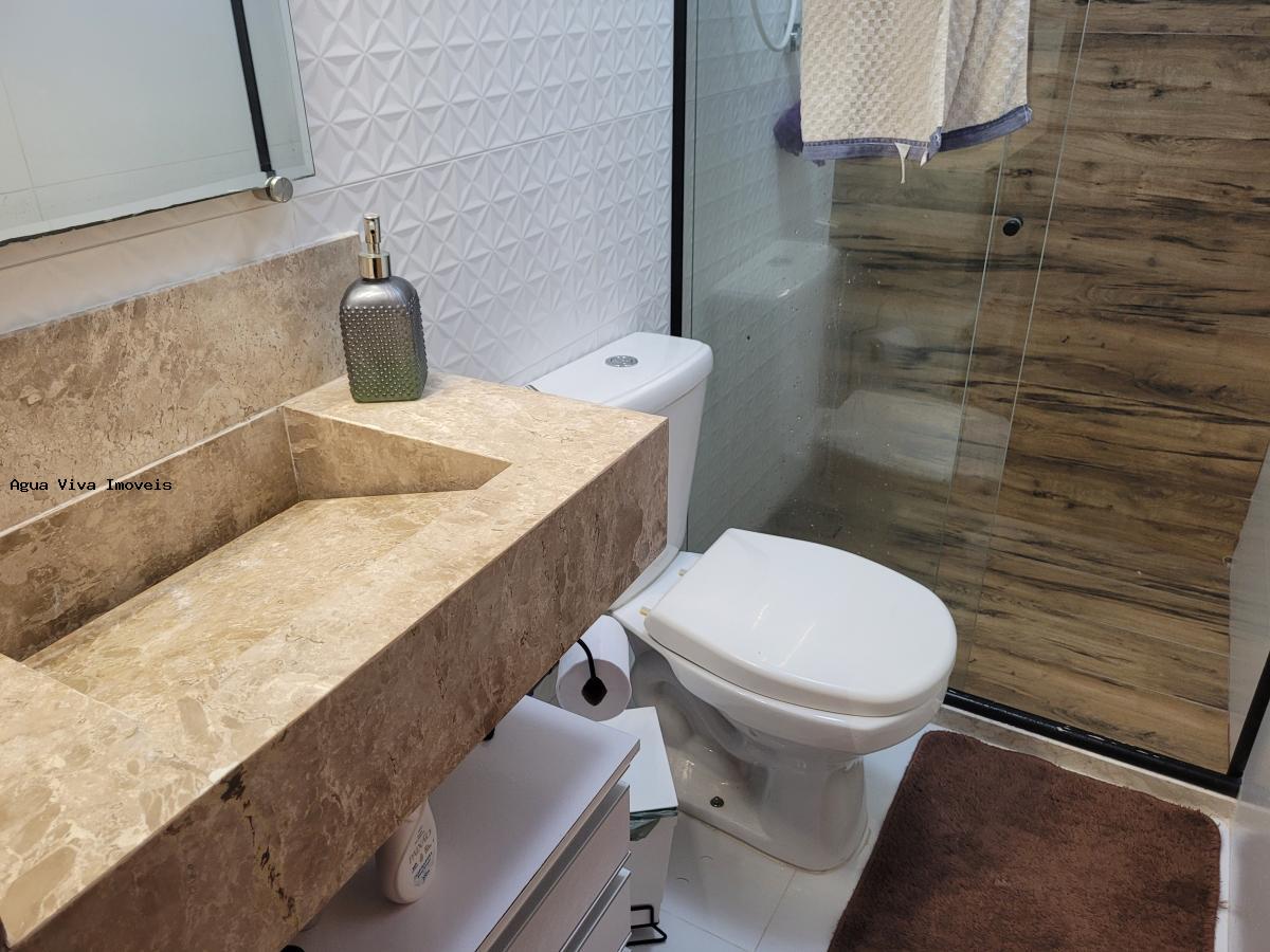 Casa à venda com 2 quartos, 100m² - Foto 13