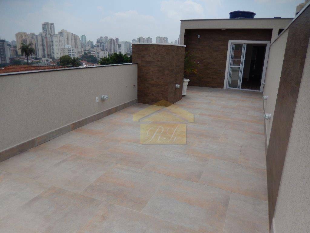 Sobrado à venda com 4 quartos, 200m² - Foto 2