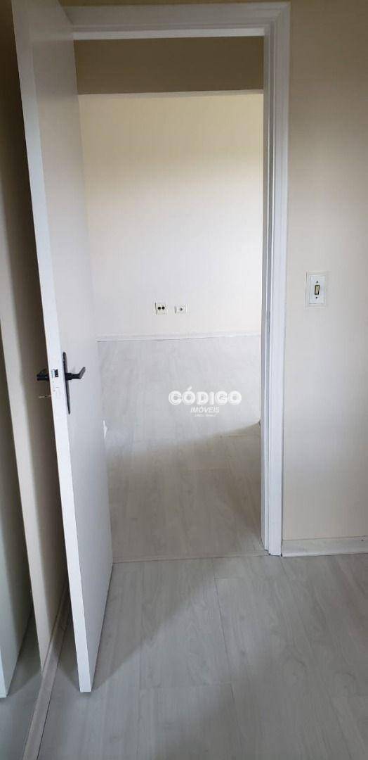 Apartamento à venda com 2 quartos, 75m² - Foto 16