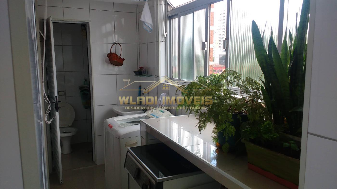 Apartamento à venda com 3 quartos, 140m² - Foto 12