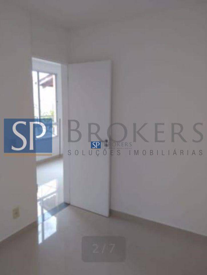 Apartamento à venda com 2 quartos, 42m² - Foto 4