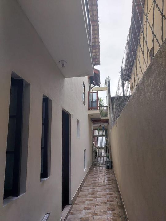 Casa à venda com 3 quartos, 200m² - Foto 8